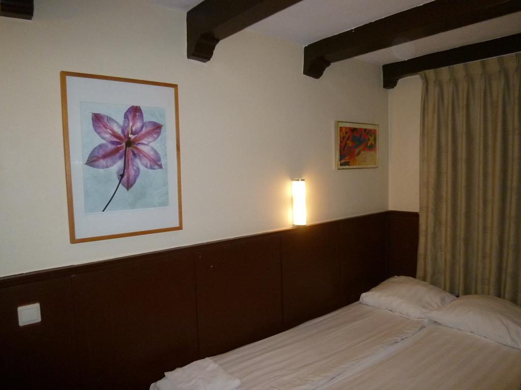 Hotel Calisto Amszterdam Szoba fotó